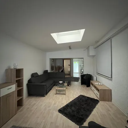 Gemuetliches, Barrierefreies In Dortmund-brackel, Ruhige Lage, Nur 5 Minuten Zum Flughafen