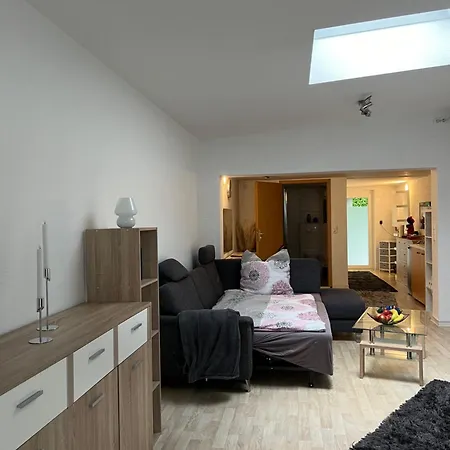Gemuetliches, Barrierefreies In Dortmund-brackel, Ruhige Lage, Nur 5 Minuten Zum Flughafen Apartament