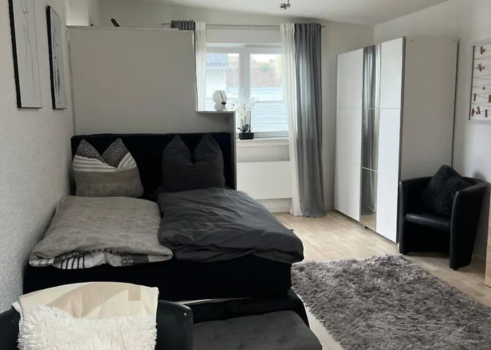 Gemuetliches, Barrierefreies In Dortmund-brackel, Ruhige Lage, Nur 5 Minuten Zum Flughafen * Dortmund