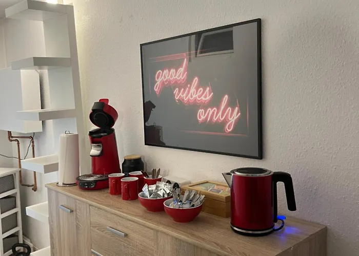 Gemuetliches, Barrierefreies In Dortmund-brackel, Ruhige Lage, Nur 5 Minuten Zum Flughafen *